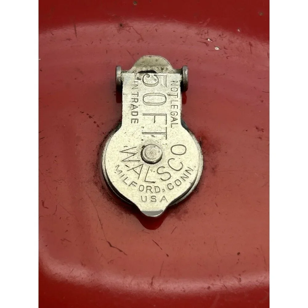 Vintage Red Walsco 50 Ft. Cloth Measuring Tape Milford CT USA Winding Mechanism - Picture 5 of 7